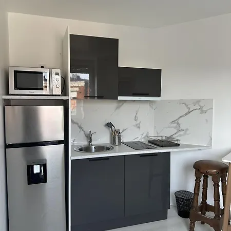 Bel Lumineux Apartment *
